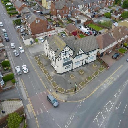 Free Parking- Sandal Park View Wakefield Extérieur photo